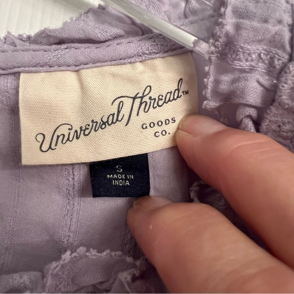 Universal Thread Lilac Embroidered Eyelet Ruffled Sleeve Top Blouse Size Small - Picture 5 of 6